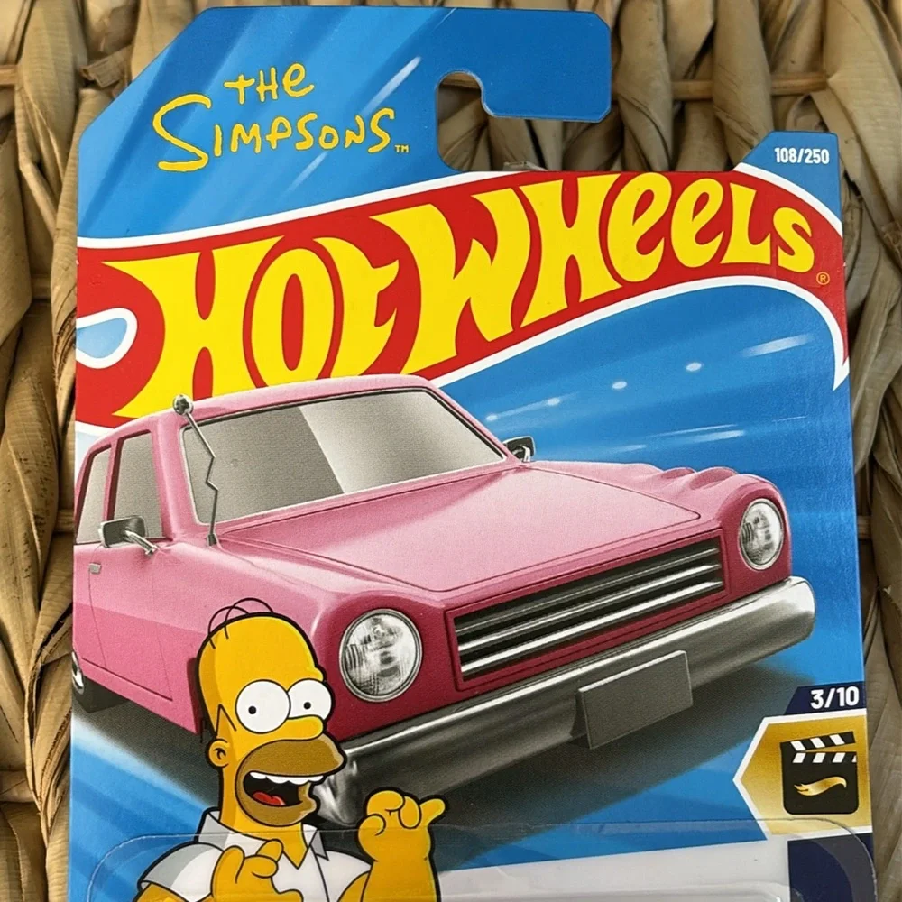 Hot Wheels Simpsons Family Cartoon Pink Car Hotwheels Diecast Collectible Toy 🆕